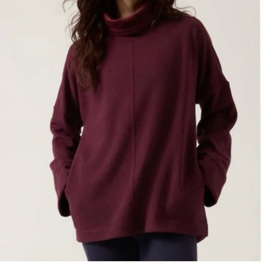 Athleta Cozy Karma Funnel Neck Sweatshirt Size Small Burgundy